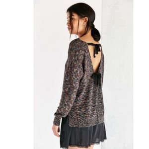 Kimchi Blue Double Tie-back pullover sweater